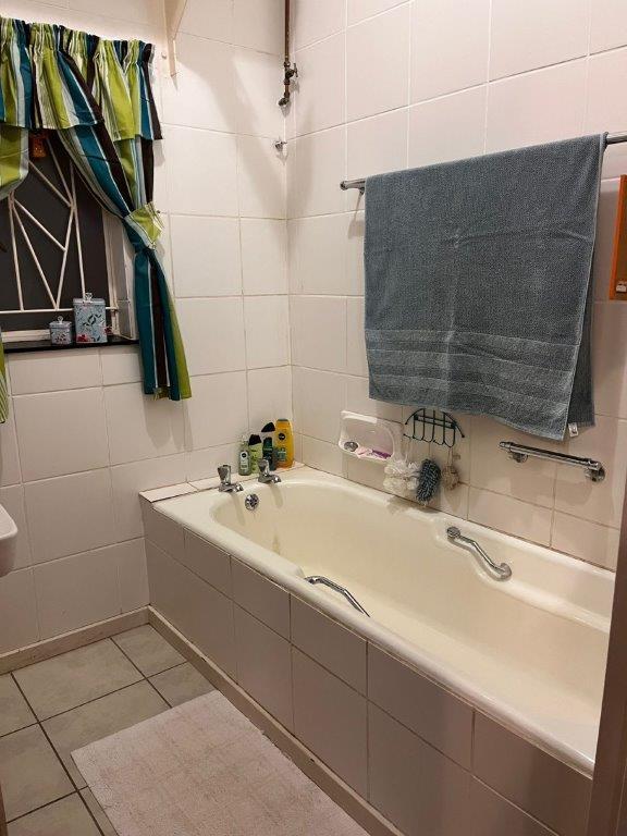 4 Bedroom Property for Sale in Ladybrand Free State